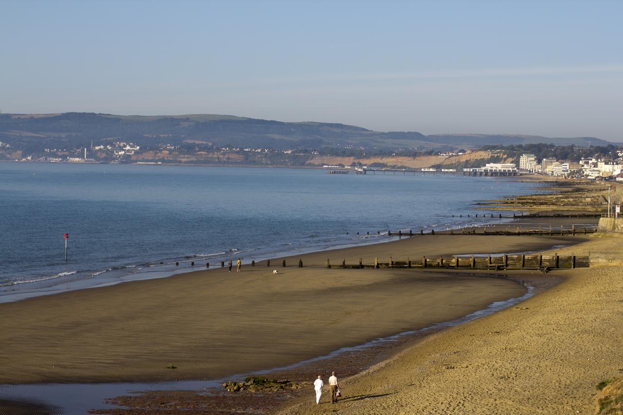 Sandown Hotel - Sandown, Isle Of Wight --- Return Car Ferry 89 Pounds From Southampton Экстерьер фото